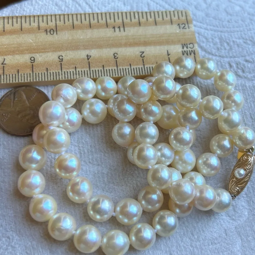 Vintage 14K yellow good clasp
8.50MM Tasaki 21” Cultured Akoya Pearl Necklace - Picture 10 of 15